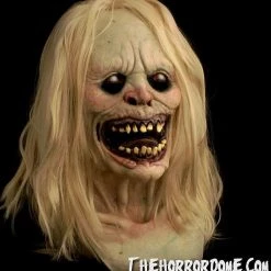 The Horror Dome "Aunt Helen" HD Studios Pro Mask Masks