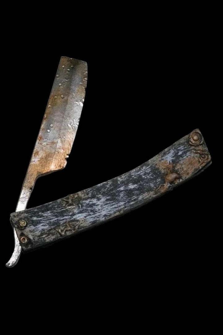 Morris "Blade" Horror Weapon Halloween Prop 3 Morris "Blade" Horror Weapon Halloween Prop