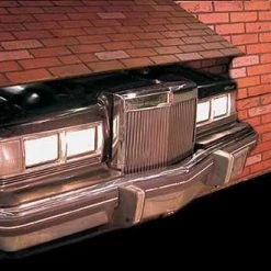 The Horror Dome Animatronics "Car Through Wall" Haunted House Animatronic