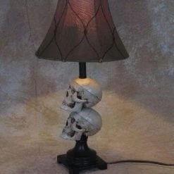 Skeletons And More Horror Movie Props "Desk Lamp With 2 Mini-Skulls And Antique Shade" Haunted House Lighting