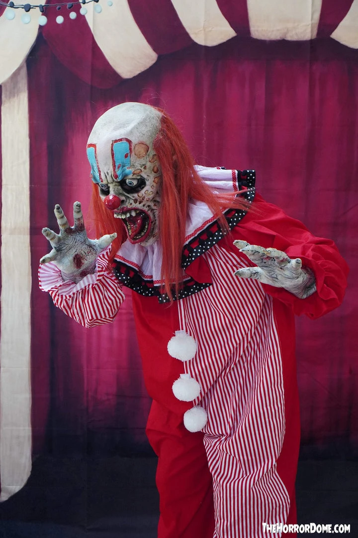 The Horror Dome Costumes "Movie Clown Suit In Red" Costume 6 The Horror Dome Costumes "Movie Clown Suit In Red" Costume