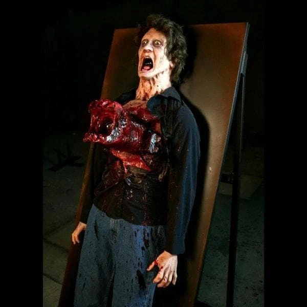 Distortions "Parasite Chest Buster" Halloween Animatronic 3 Distortions "Parasite Chest Buster" Halloween Animatronic