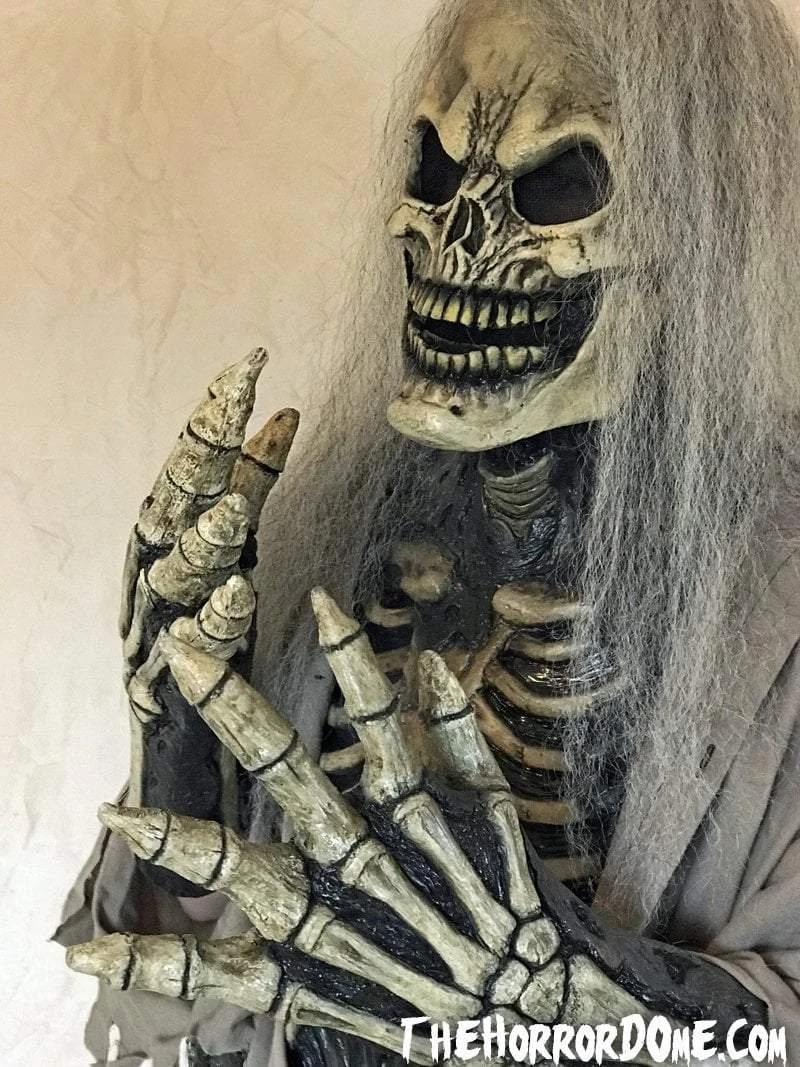 The Horror Dome Costumes "Demon Knight" HD Studios Pro Costume 7 The Horror Dome Costumes "Demon Knight" HD Studios Pro Costume