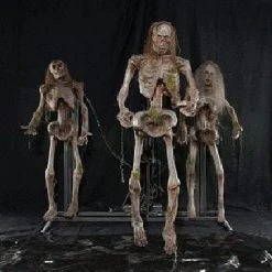 Distortions Animatronics "Triple Zombie Attack" Halloween Animatronic